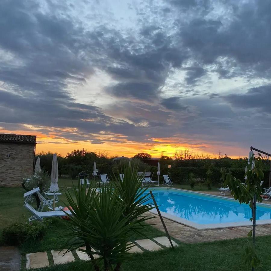 Casale Papa Country Village Loreto Exterior photo