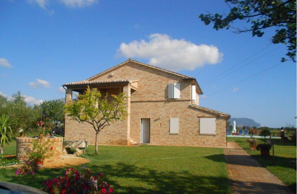 Casale Papa Country Village Loreto Exterior photo